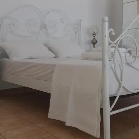 Estate Dafnopanagia Luxury Ourania