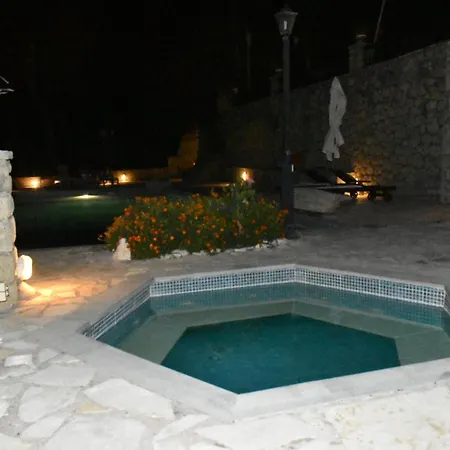 Estate Dafnopanagia Luxury Ourania * Kariá